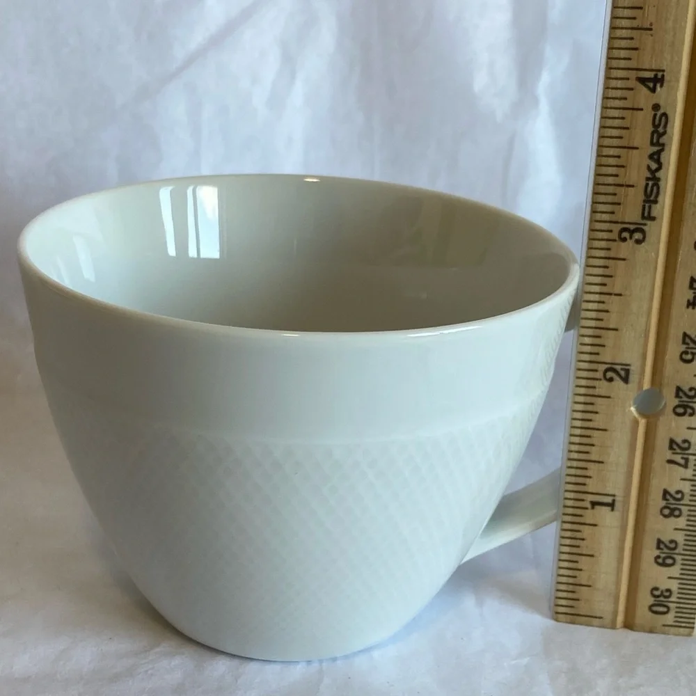 (6) Pottery Barn cups & saucer set